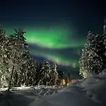 Santa Elves 山林小屋 *