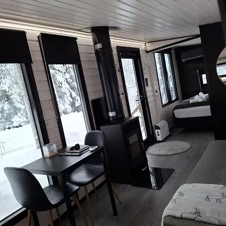 Santa Elves * 罗瓦涅米